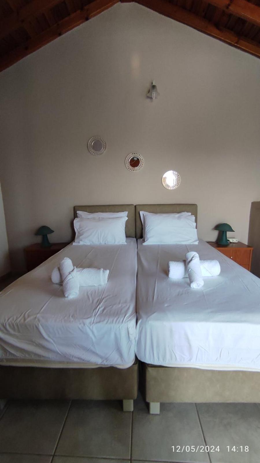 Katerina Rooms Nea Kallikrateia Exterior foto