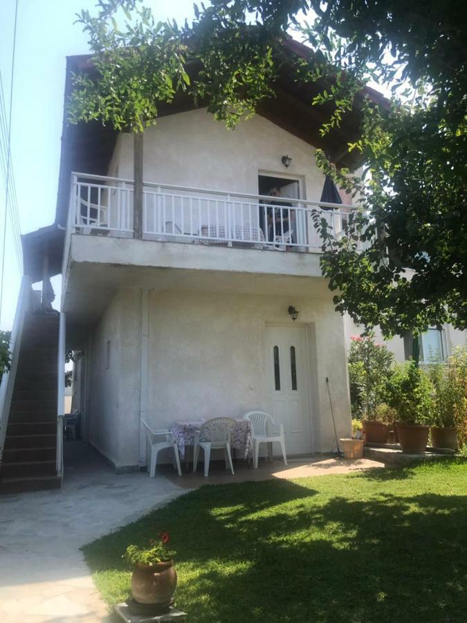 Katerina Rooms Nea Kallikrateia Exterior foto