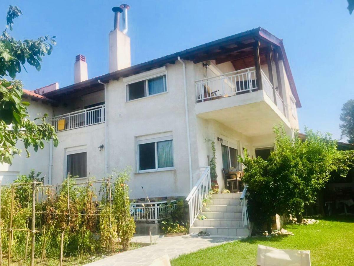 Katerina Rooms Nea Kallikrateia Exterior foto